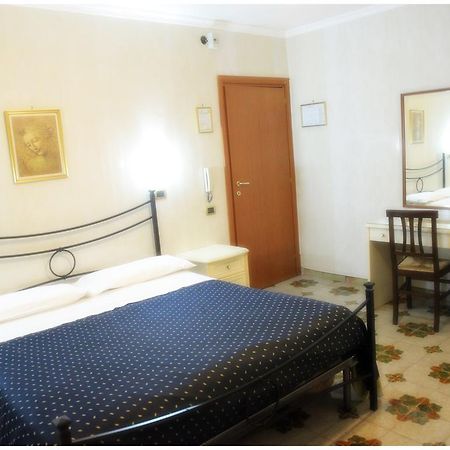 Hotel Pisani Taranto Exteriér fotografie
